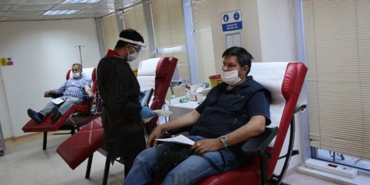 Antalya’da Covid 19 mücadelede toplamda 6 ayrı plazma bağışı gerçekleşti
