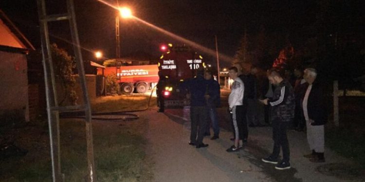 İnegöl’de geceyi alevler aydınlattı