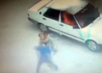 Bursa’da 3 yaşındaki çocuk yanan araçtan son anda kurtarıldı