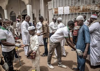 533 kişiye virüs bulaştırdı