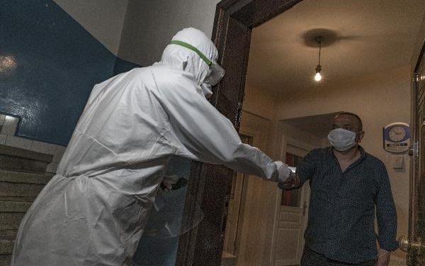 ‘Beyaz ordu’ İstanbul’da virüsün yayılmasını engelliyor