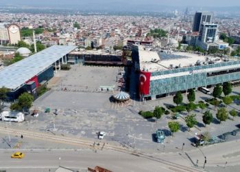 Bursa’da 1 Mayıs’ta meydanlar boş kaldı