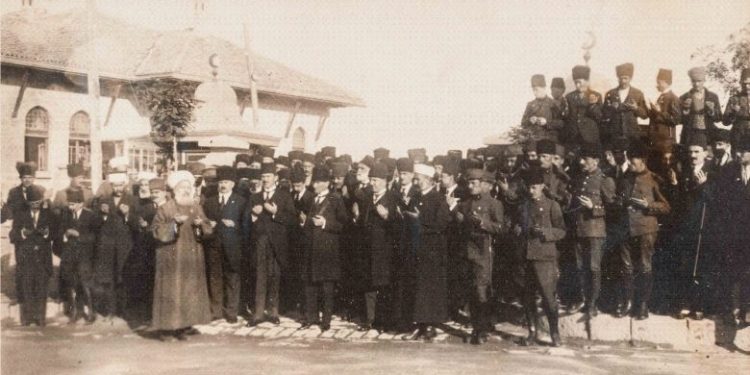 Bursa’nın tarihteki ilk bakanı Karacabeyli Mustafa Fehmi Gerçeker unutulmadı