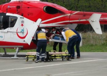 Kalbi duran hastanın yardımına ambulans helikopter yetişti