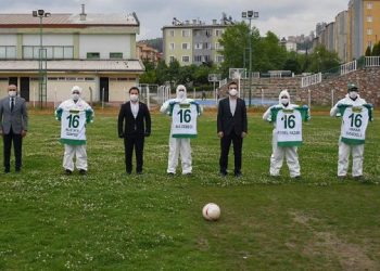 Mesut Mestan: Bizi onurlandırdılar