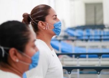 3 hemşire boğularak öldürüldü