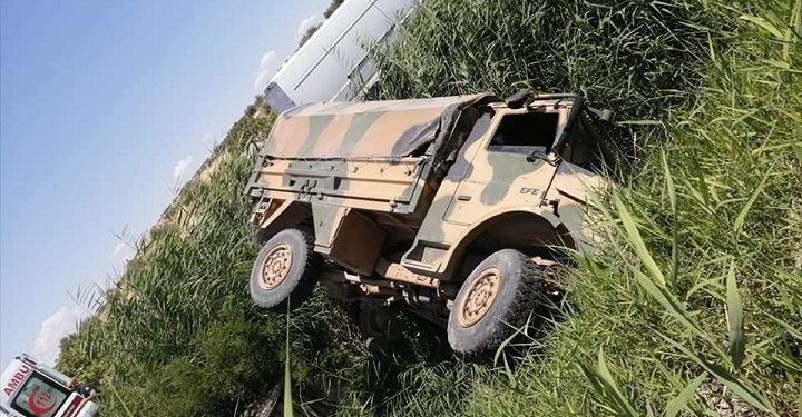 Gaziantep’te askeri araç devrildi: 1’i ağır 5 asker yaralı
