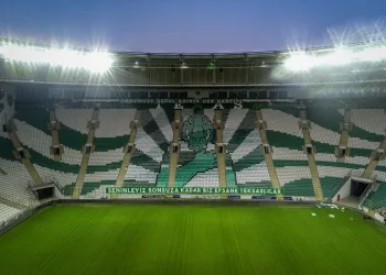 Teksas’tan ‘timsah’ koreografisi