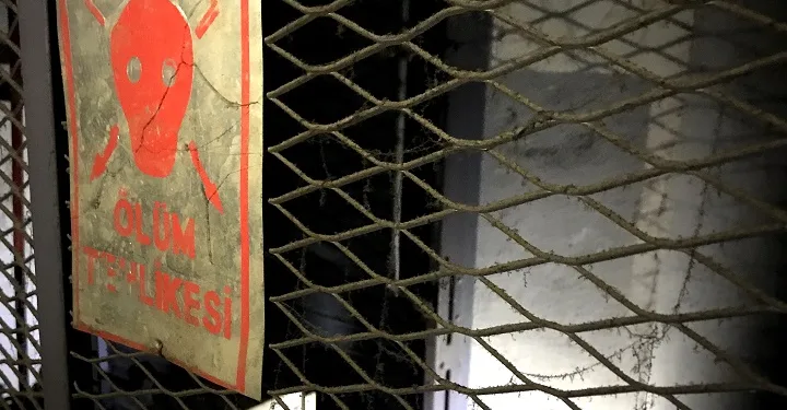 Bursa’da trafo binasına girdi, elektrik akımından öldü