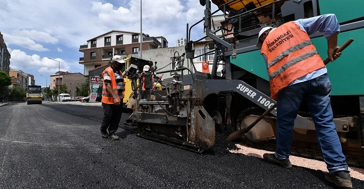 Osmangazi’de 6 ayda 20 bin ton asfalt