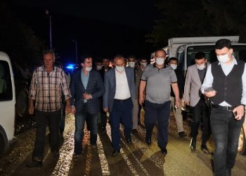 Vali ve Belediye Başkanı sel felaketi yaşanan bölgede