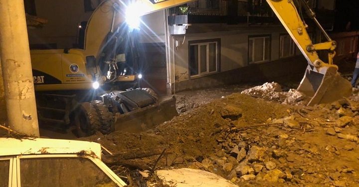 Alinur Aktaş: Hedefimiz sabaha kadar hayatı normale döndürmek