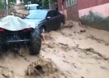 Yenişehir’i sel vurdu!