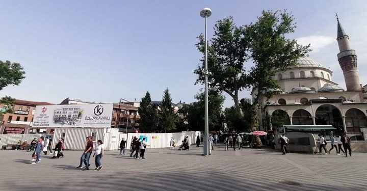‘Bursa Ulucami’nin silüeti kaybolacak’ uyarısı