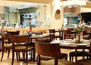 Lokanta ve kafelerin çalışma saatleri değişti