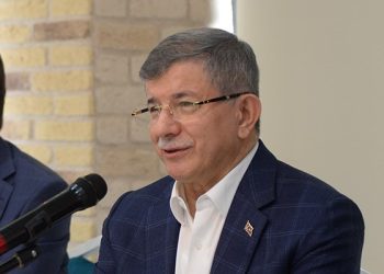 “Başbakanken ihalelerde neler döndüğünü gördüm”