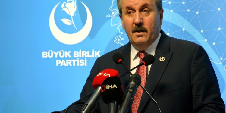 Destici: Barolarla ilgili yasal değişikliğe ihtiyaç var