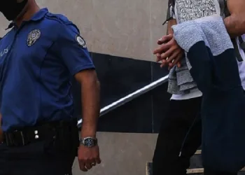 YKS’de kopya çekmeye çalışan aday gözaltında!