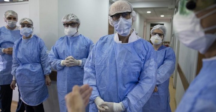 Pandemi hastanesinde 150 sağlık çalışanı virüse yakalandı