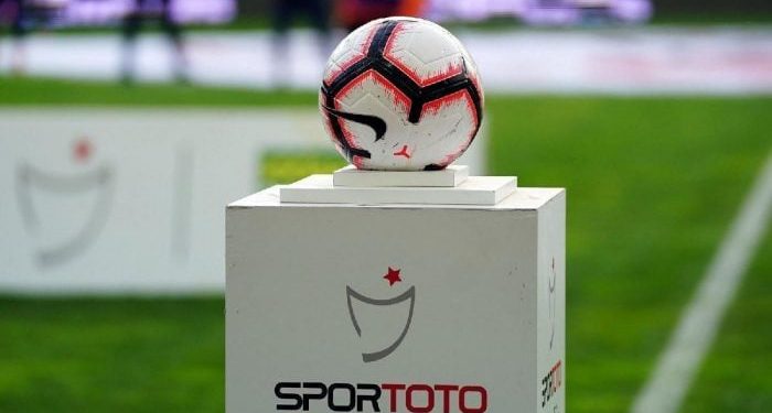 Süper Lig maçları saygı duruşuyla başlayacak