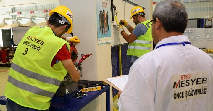 Bursa’daki istihdama “Mahir eller projesi” ile destek