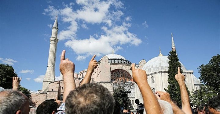 Hilafet çağrısı tartışılıyor