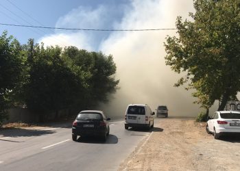 Bursa’da kağıt deposunda yangın!