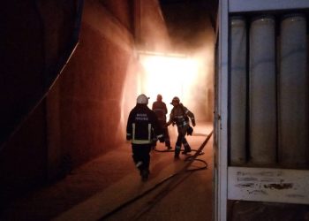 Bursa’da mobilya imalathanesinde yangın