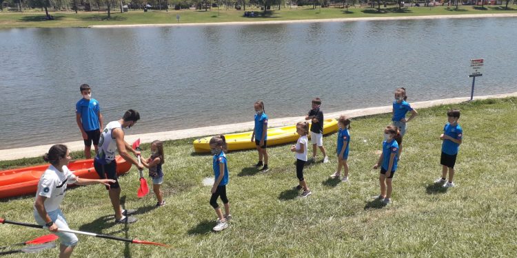 Cimnastik branşı sporcuları Kano ve Bocce branşlarını ziyaret etti.