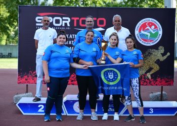 Bursa Büyükşehir Belediyespor’a ilk kupa atletizmden