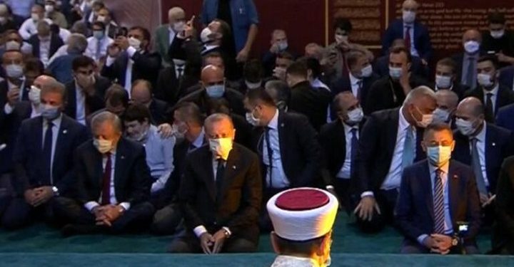 Cumhurbaşkanı Erdoğan Ayasofya’da