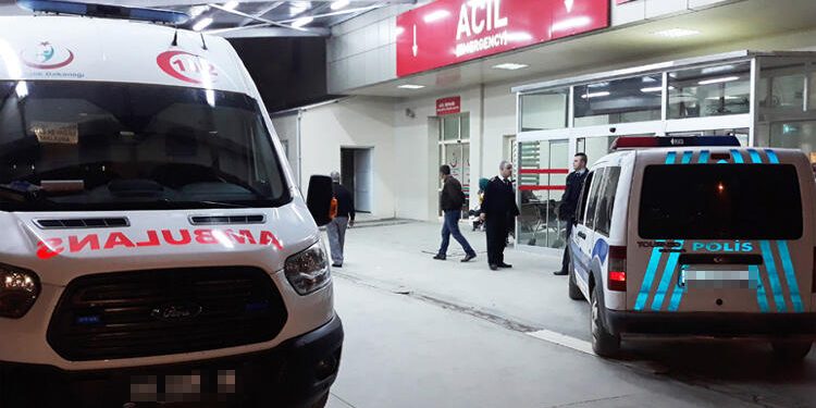 Önce 4 yaşındaki kızını sonra da kendini öldürdü