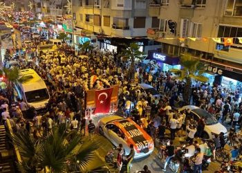 Şampiyonluk kutlamasına koronavirüs soruşturması