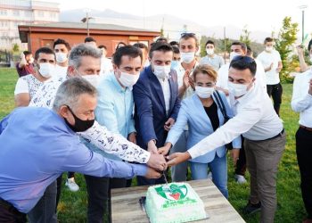 Kestel’de şampiyonluk kutlaması