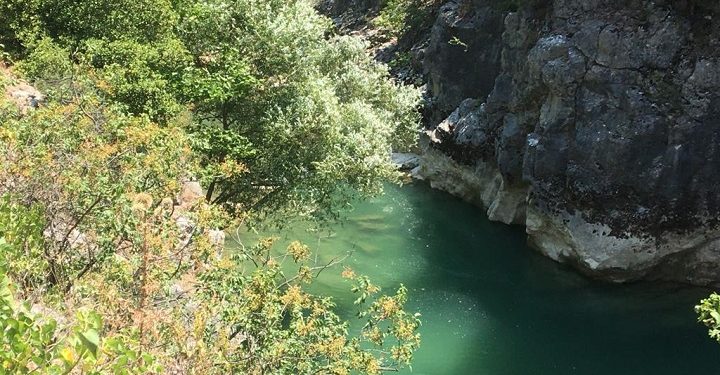 Ayağı kayıp Göksü Irmağı’na düştü, boğuldu