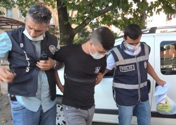 İş ilanı verip, tanıştığı kadınları dolandırdı