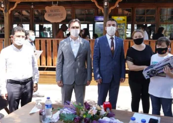 Başkan Tanır, EBA’yı Etkin Kullanan Öğrencileri Ödüllendirdi