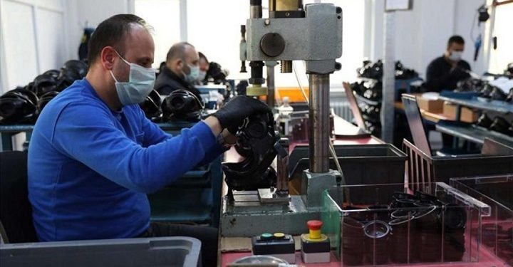 Ekonomi Profesörü: Yoksullaşma sürecine girdik