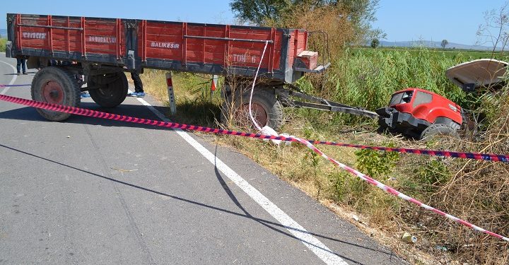 Bursa’da traktör ile motosiklet çarpıştı: 1 ölü