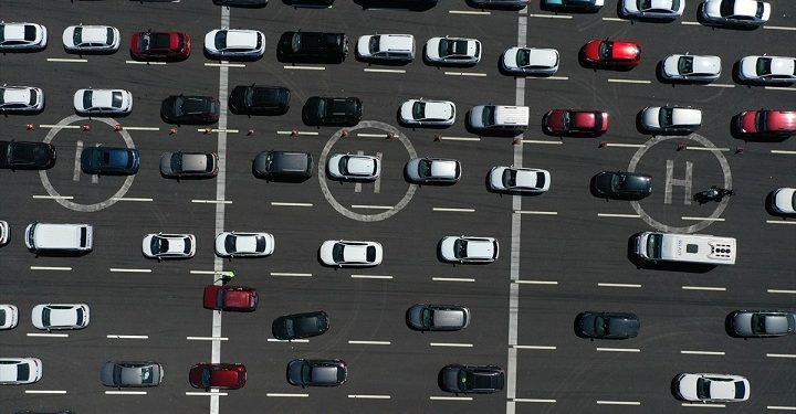 Tatilciler dönüyor… Bursa’da araç yoğunluğu havadan görüntülendi