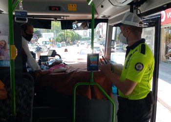 İnegöl’de halk otobüsleri ve ticari taksiler denetlendi