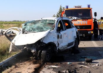 İşe gittikleri sırada feci kaza: 2 ölü