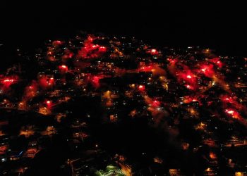 Bursa’da Zafer Bayramı’na özel meşale gösterisi