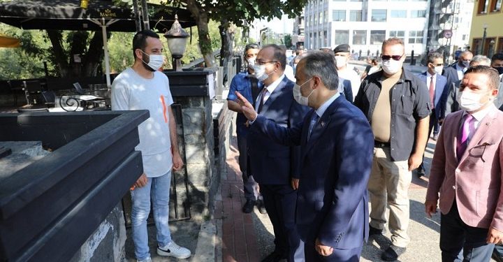 Bursa’da Vali ve Başkan Aktaş’tan korona denetimi