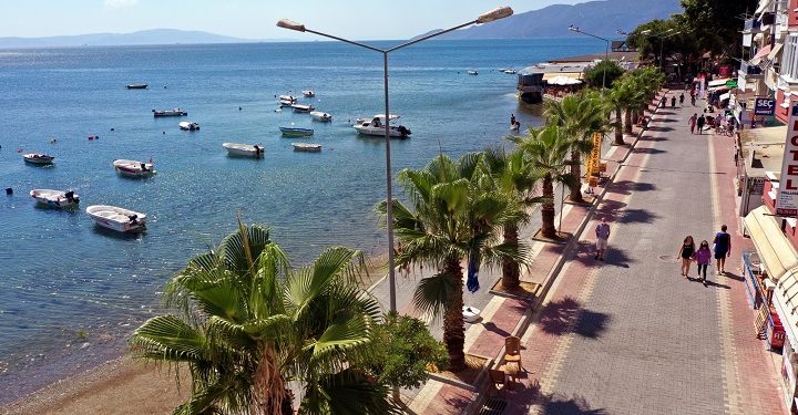 Kumla sahilleri Büyükşehir ile güzelleşiyor