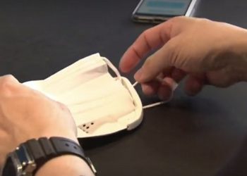 8 dilde çeviri yapabilen akıllı maske