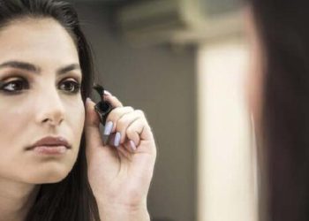 Koronavirüs sürecinde ‘makyaj yapmayın’ uyarısı