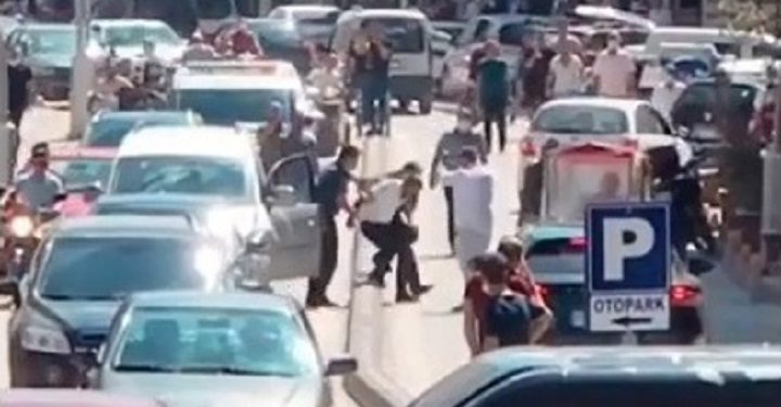 Çaldığı araçla 9 otomobile vurduktan sonra yakalandı