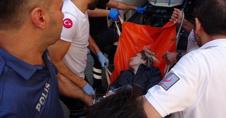 Bursa’da ayrılmak isteyen sevgilisini bıçakladı!