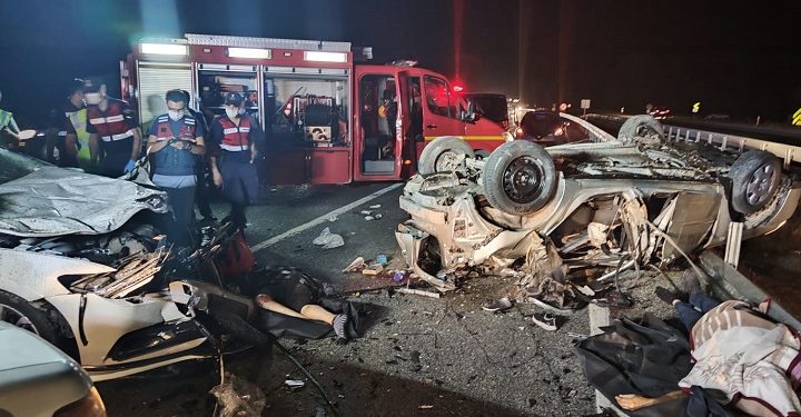 Bursa’da büyük kaza: 4 ölü 6 yaralı